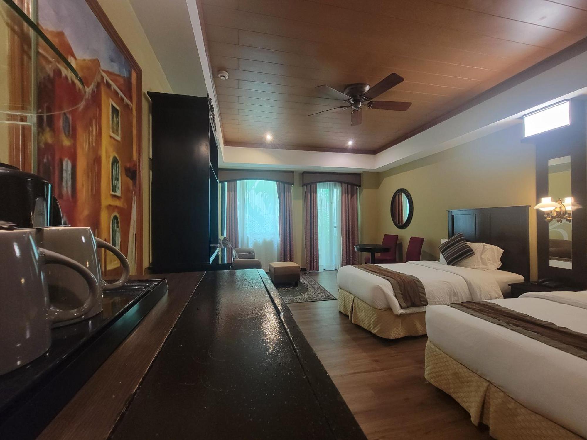 Lee Boutique Hotel Tagaytay Tagaytay City Екстер'єр фото