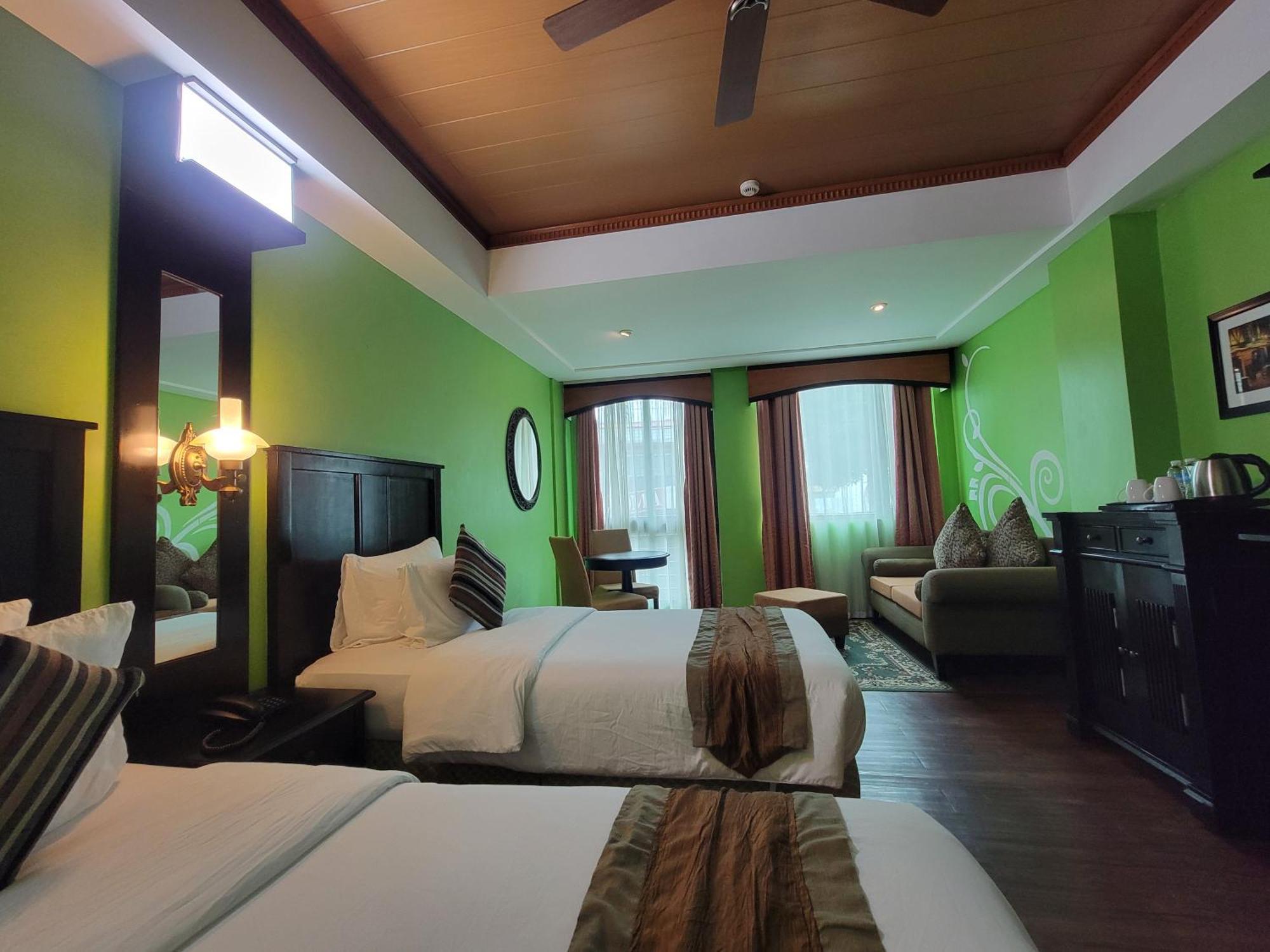 Lee Boutique Hotel Tagaytay Tagaytay City Екстер'єр фото