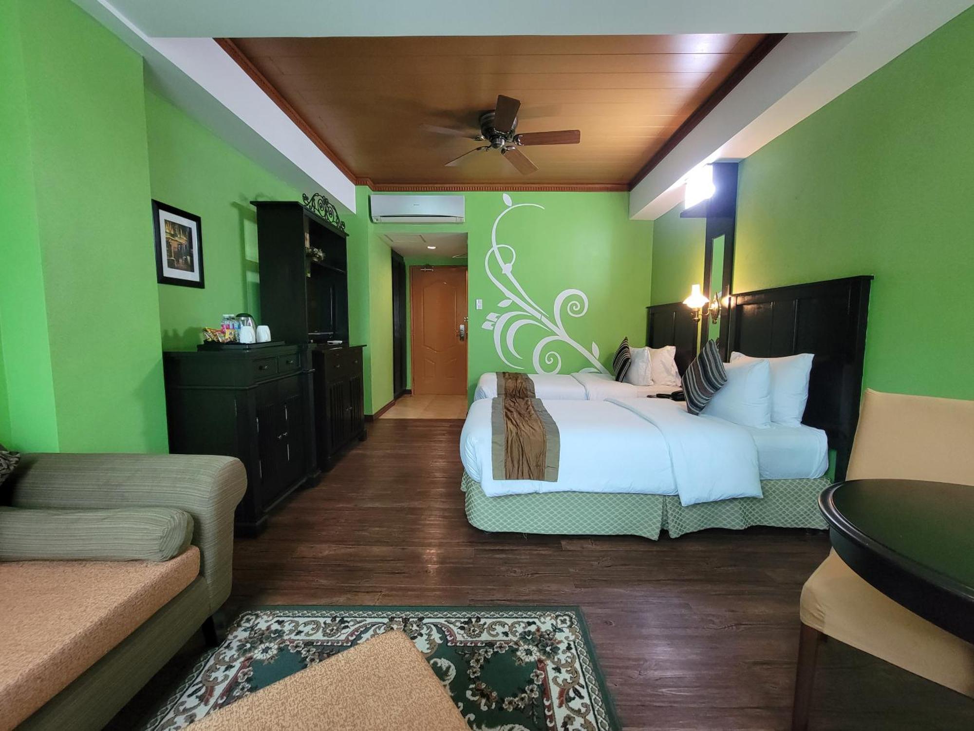 Lee Boutique Hotel Tagaytay Tagaytay City Екстер'єр фото